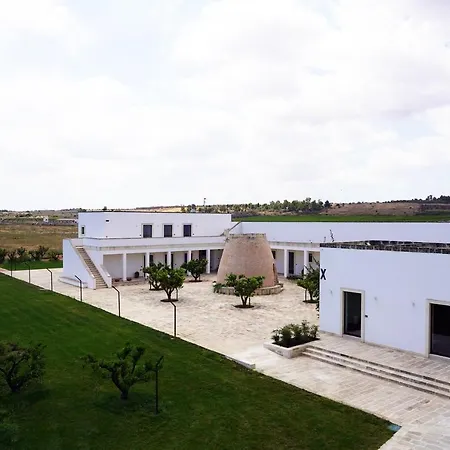 Masseria Rifisa Agriresort *